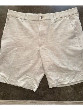 Callaway Light Beige Men's Golf Shorts